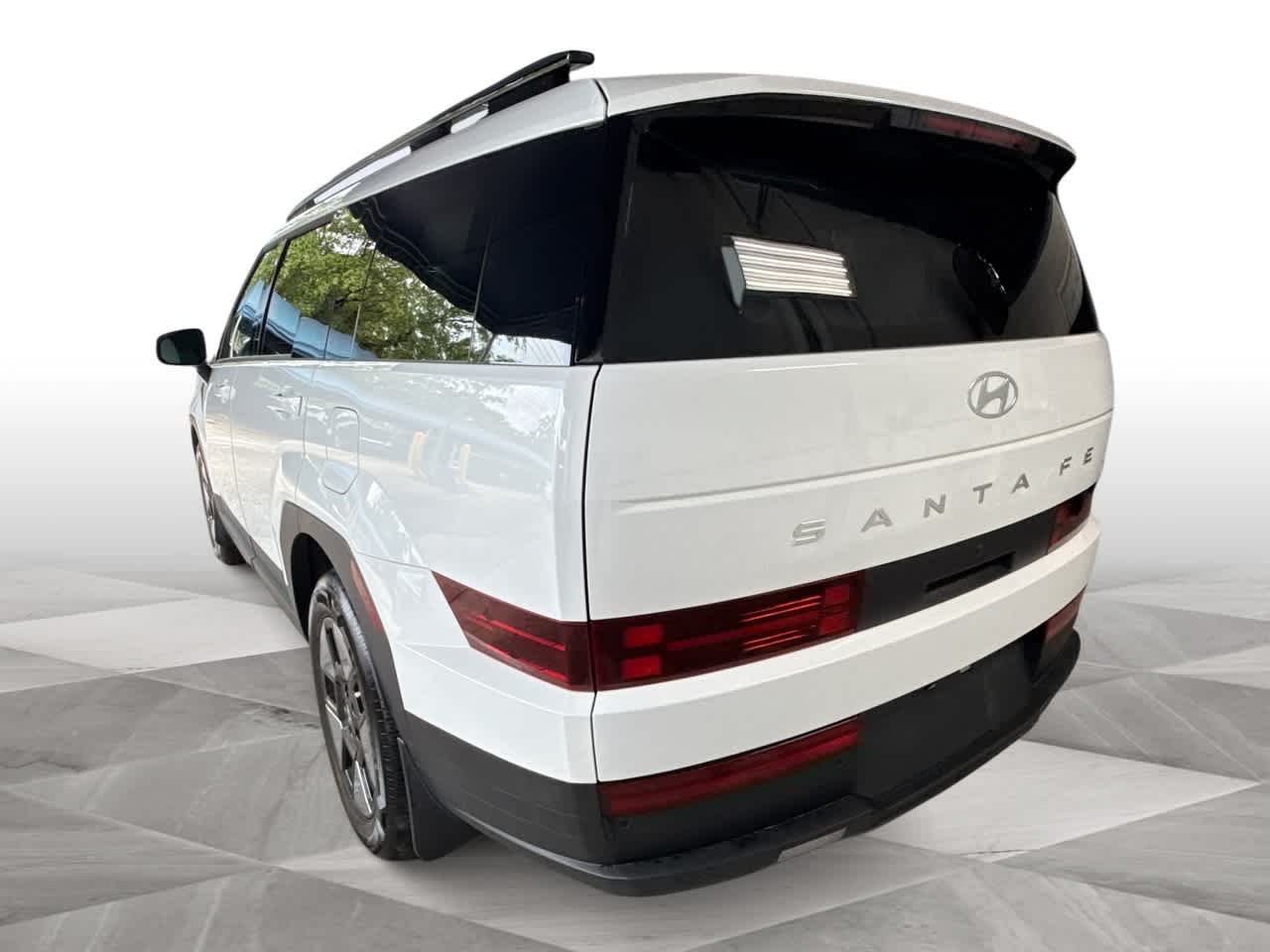 2025 Hyundai Santa Fe SEL photo 2