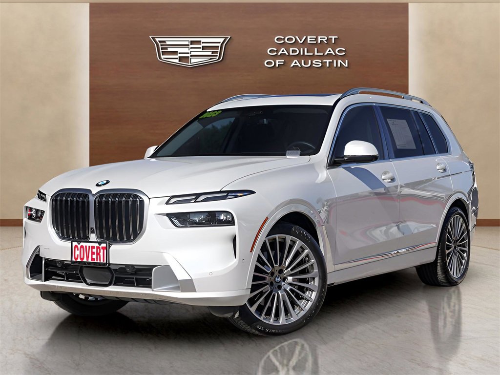 2023 BMW X7 40i's photo