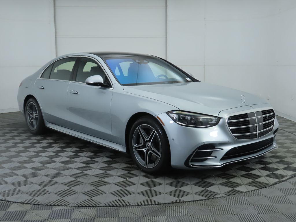 2026 Mercedes Benz S 580 4MATIC photo 3
