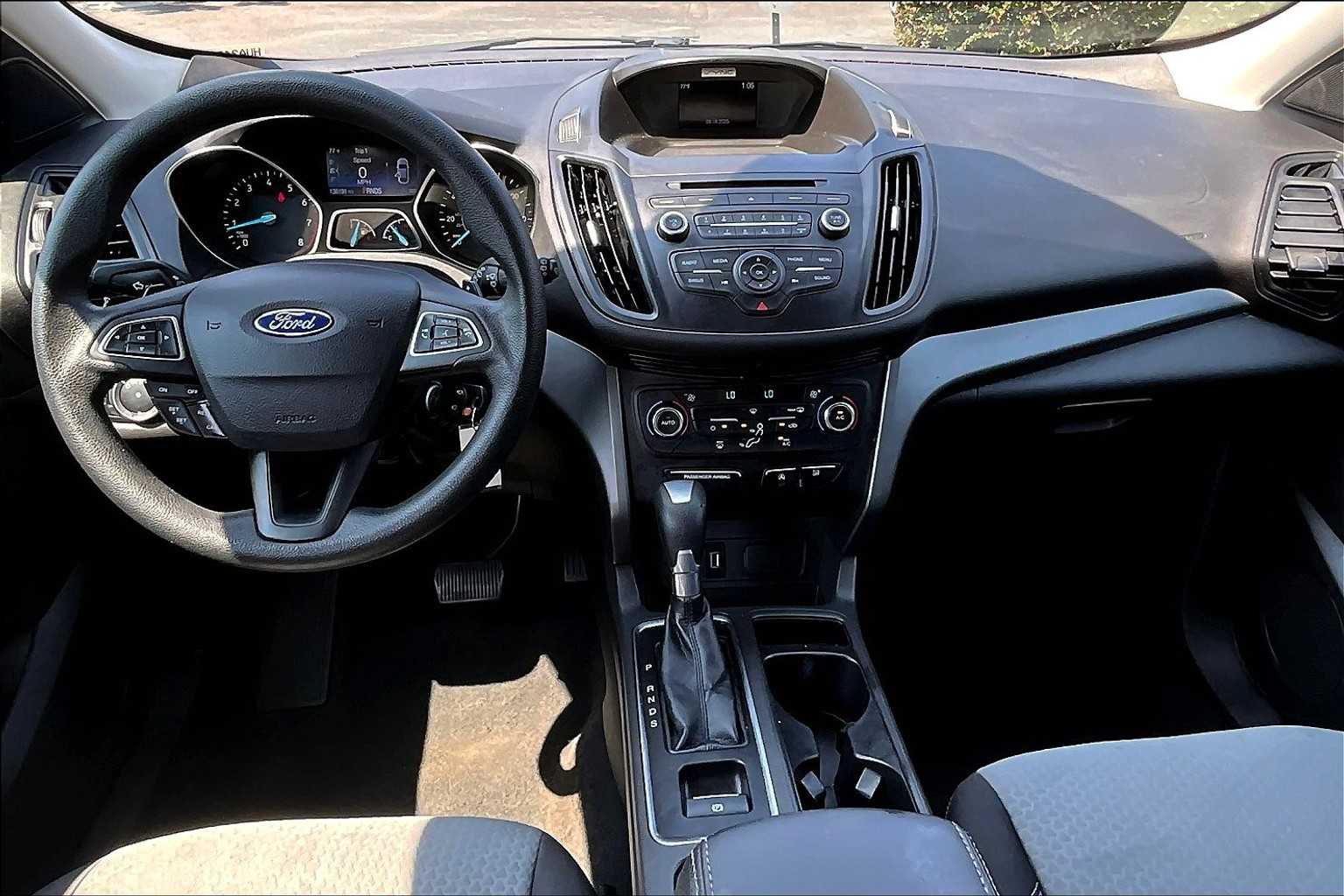 2017 Ford Escape SE photo 12