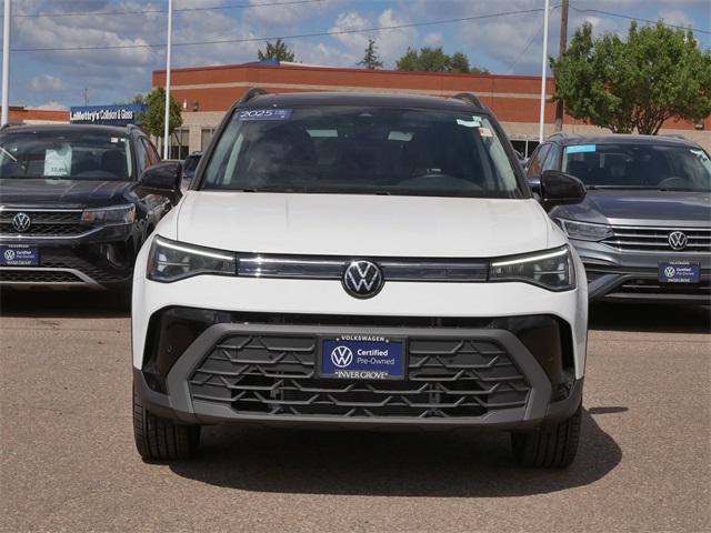 Certified 2025 Volkswagen Taos SE Black with VIN 3VV2C7B28SM006699 for sale in Inver Grove Heights, Minnesota