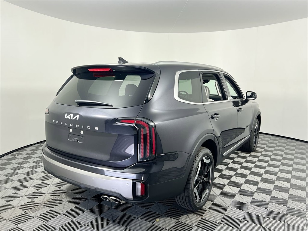 2025 Kia Telluride EX photo 3