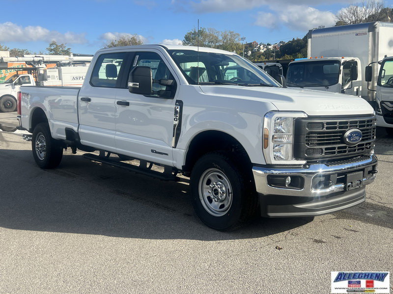 2026 Ford F-350 XL photo 3