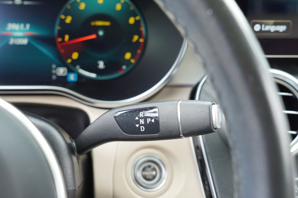 2022 Mercedes Benz GLC 300 photo 20