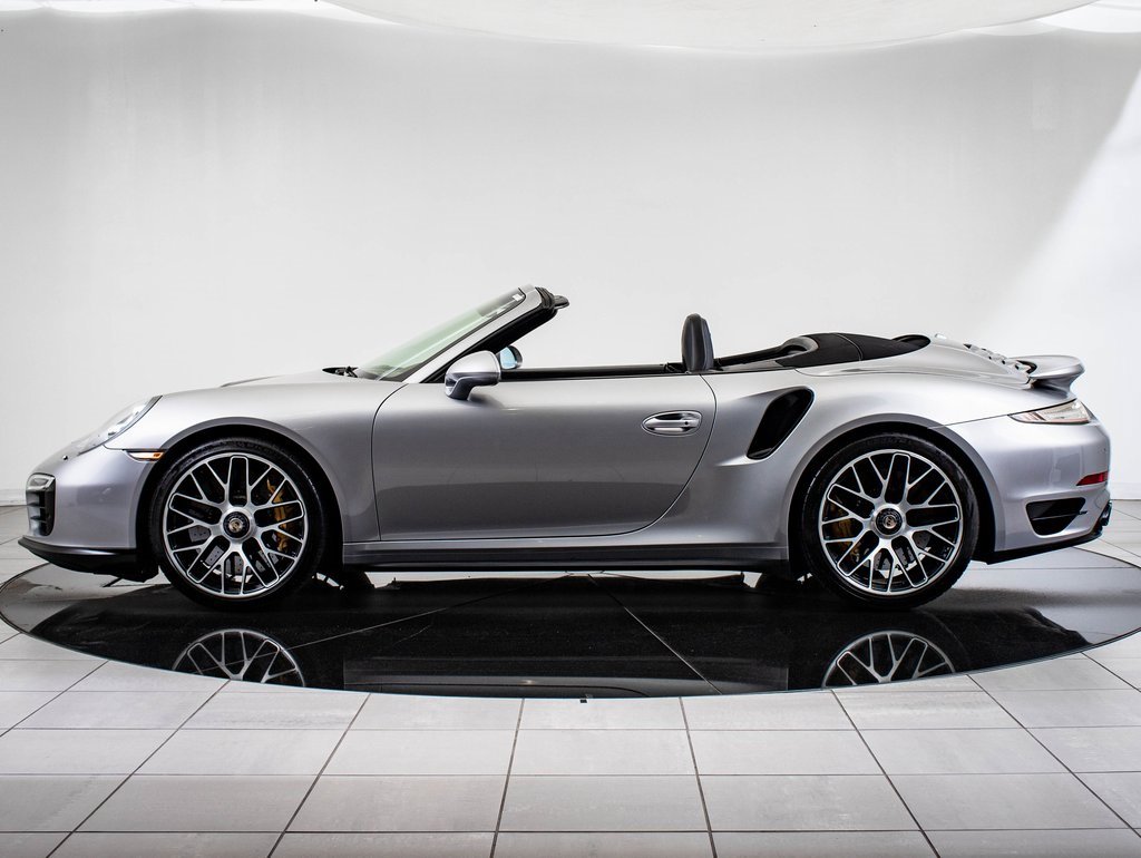 2016 Porsche 911 Turbo S photo 3