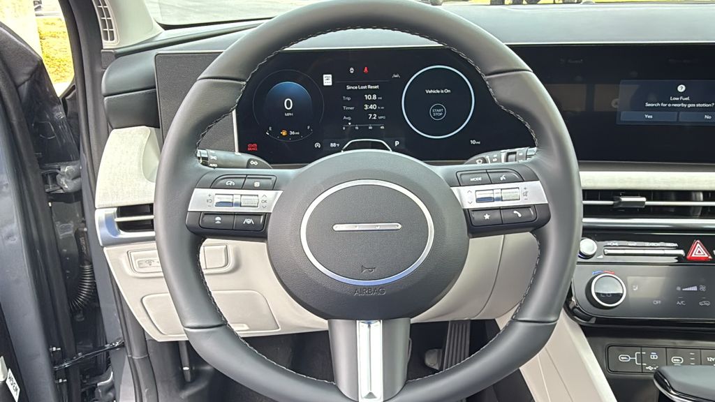 2025 Hyundai Tucson SEL Convenience photo 10