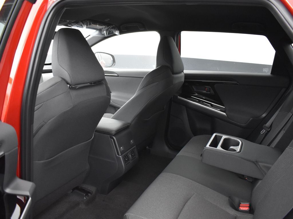2025 Subaru Solterra Premium photo 23