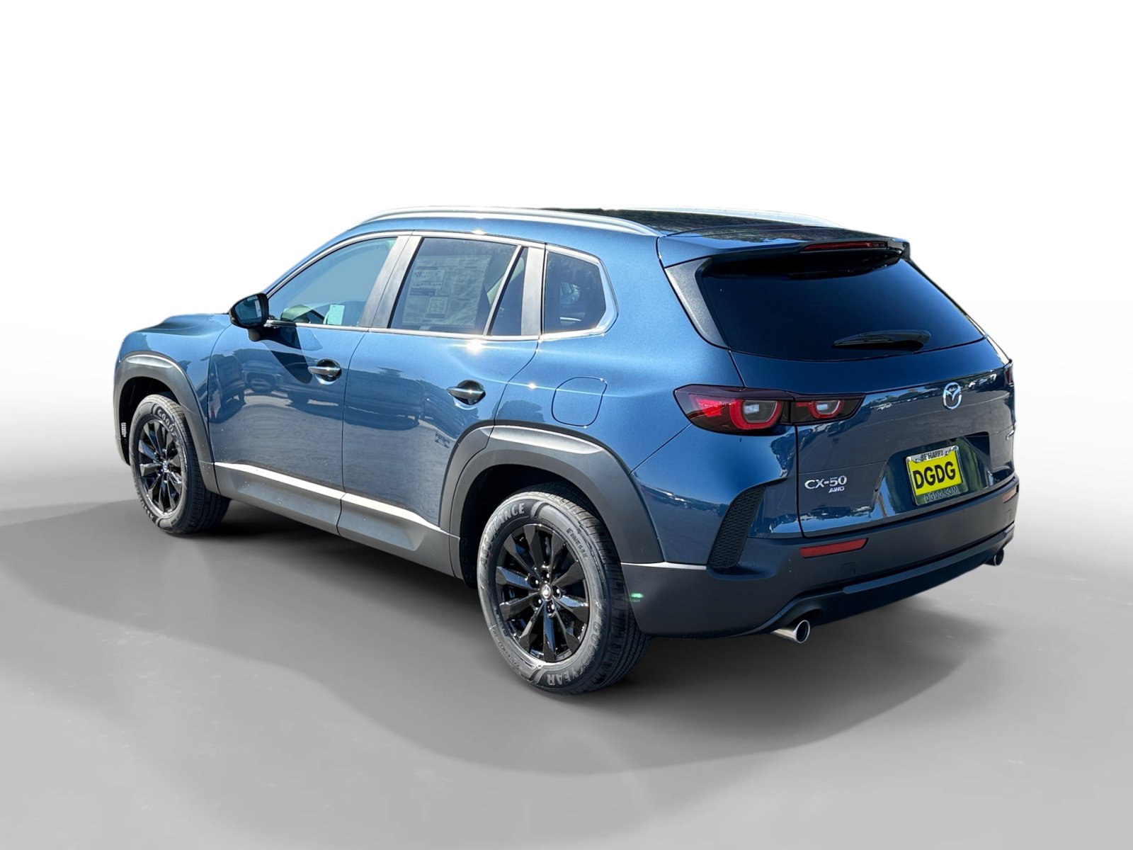 2025 Mazda CX-50 2.5 Select photo 3