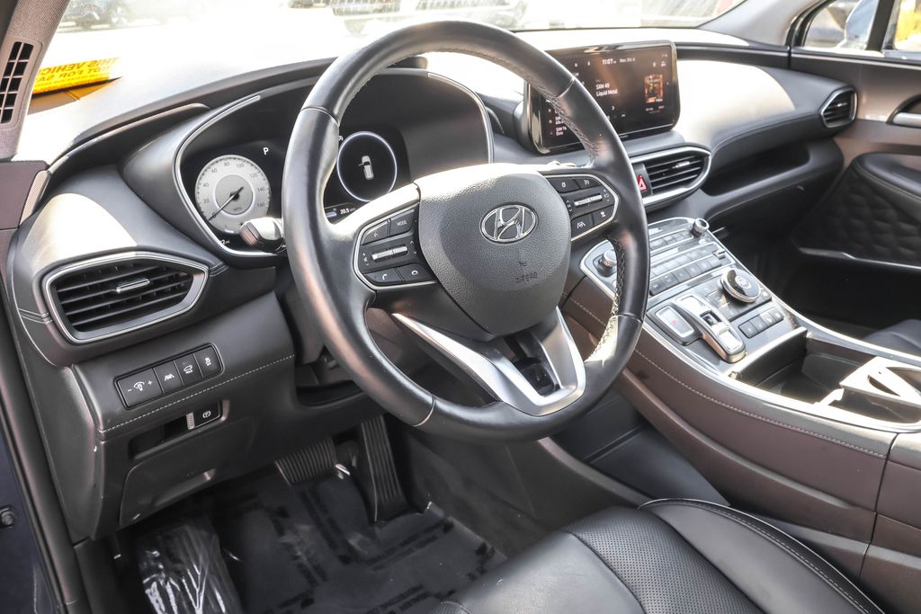 2023 Hyundai Santa Fe Limited photo 3