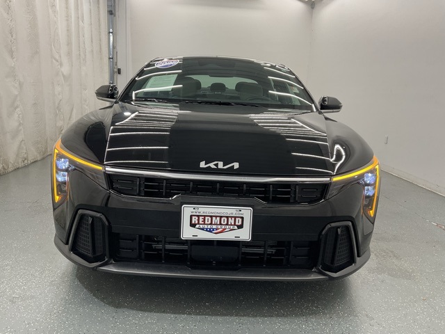 2025 Kia K4 GT-Line photo 2
