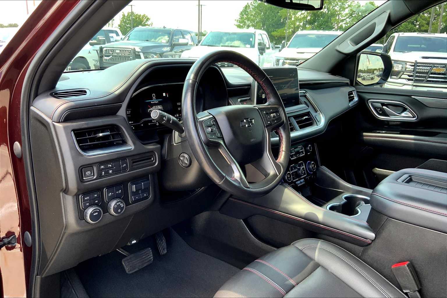 2022 Chevrolet Tahoe RST photo 16