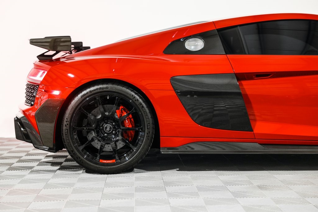 2023 Audi R8 5.2 photo 2
