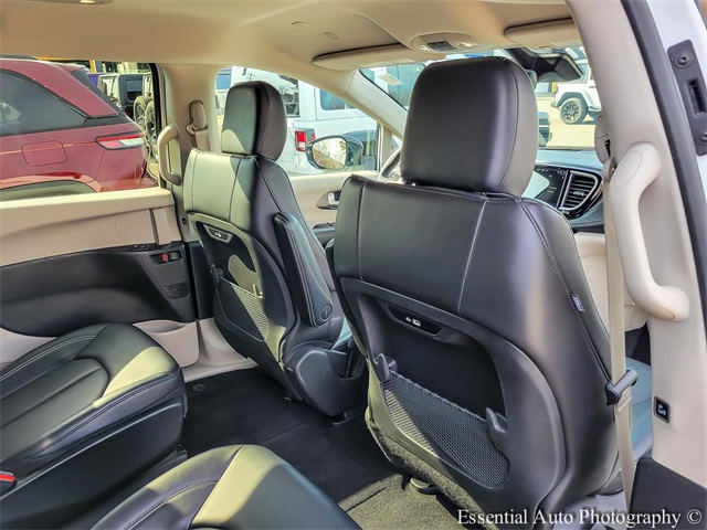 2024 CHRYSLER PACIFICA - Image 30