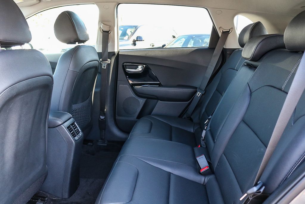 2022 Kia Niro Touring Special Edition photo 19