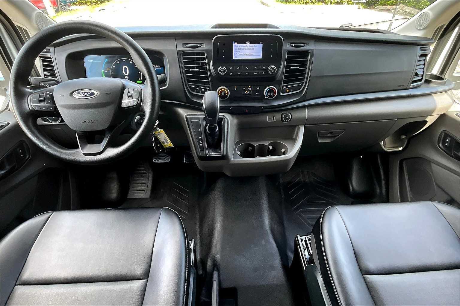 2022 Ford Transit photo 10