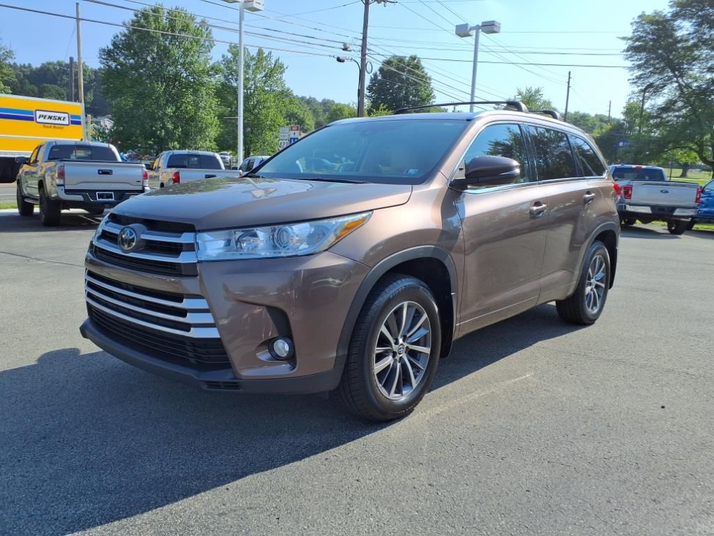 2018 Toyota Highlander XLE photo 4