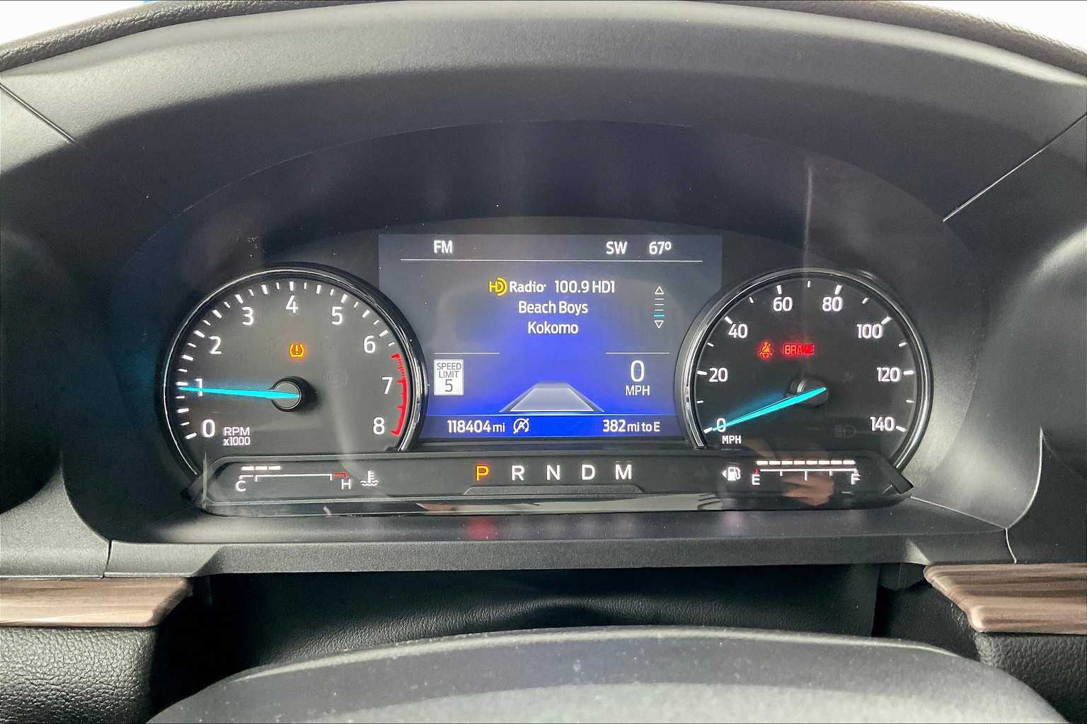 2020 Ford Explorer Limited photo 21
