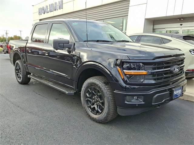 2025 Ford F-150 XLT photo 2