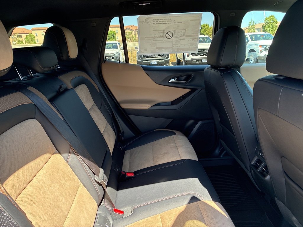 2026 Chevrolet Equinox ACTIV photo 24