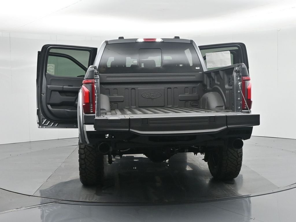 2025 Ford F-150 Lariat photo 39