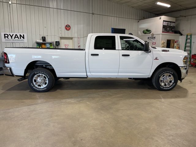 2025 Ram 2500 Tradesman photo 10