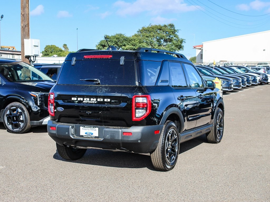 2025 Ford Bronco Sport Outer Banks photo 4
