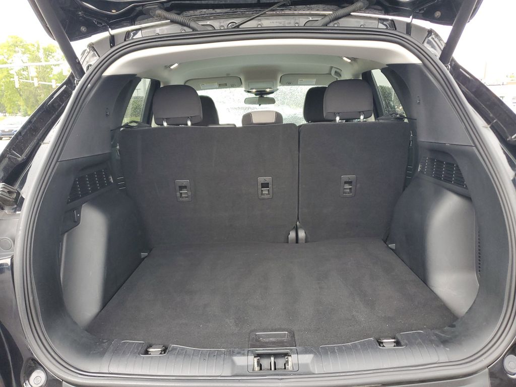 2022 Ford Escape SE photo 4