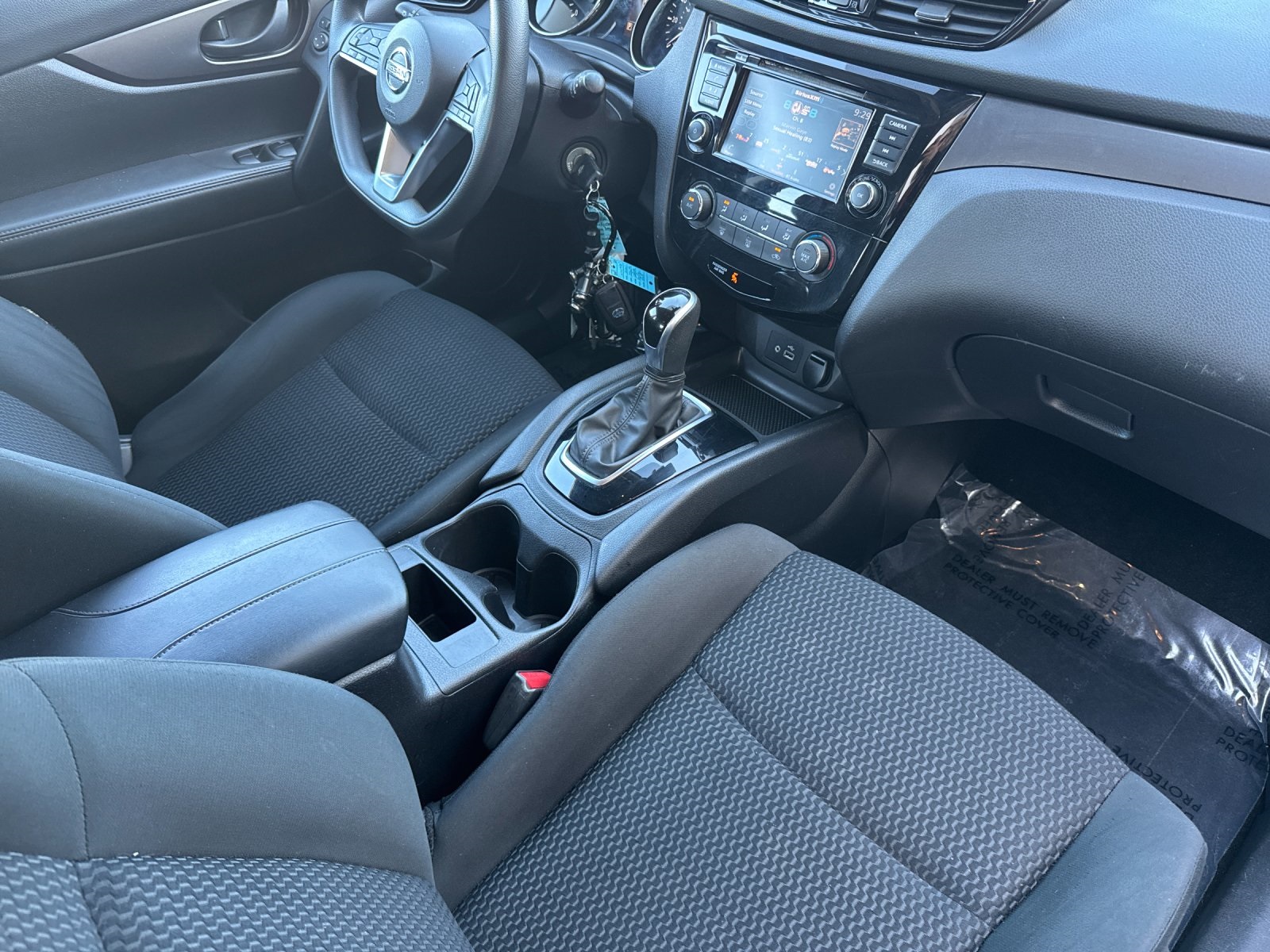 2022 Nissan Rogue Sport S photo 15
