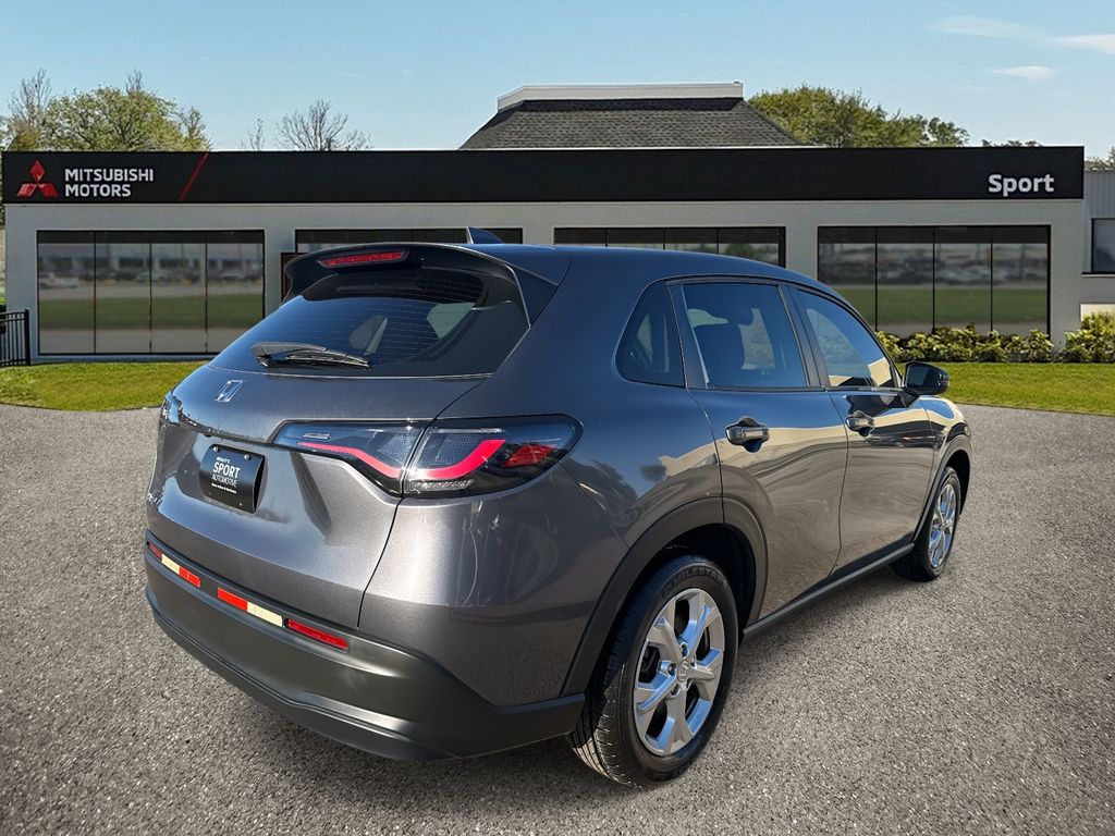 2023 Honda HR-V LX photo 3