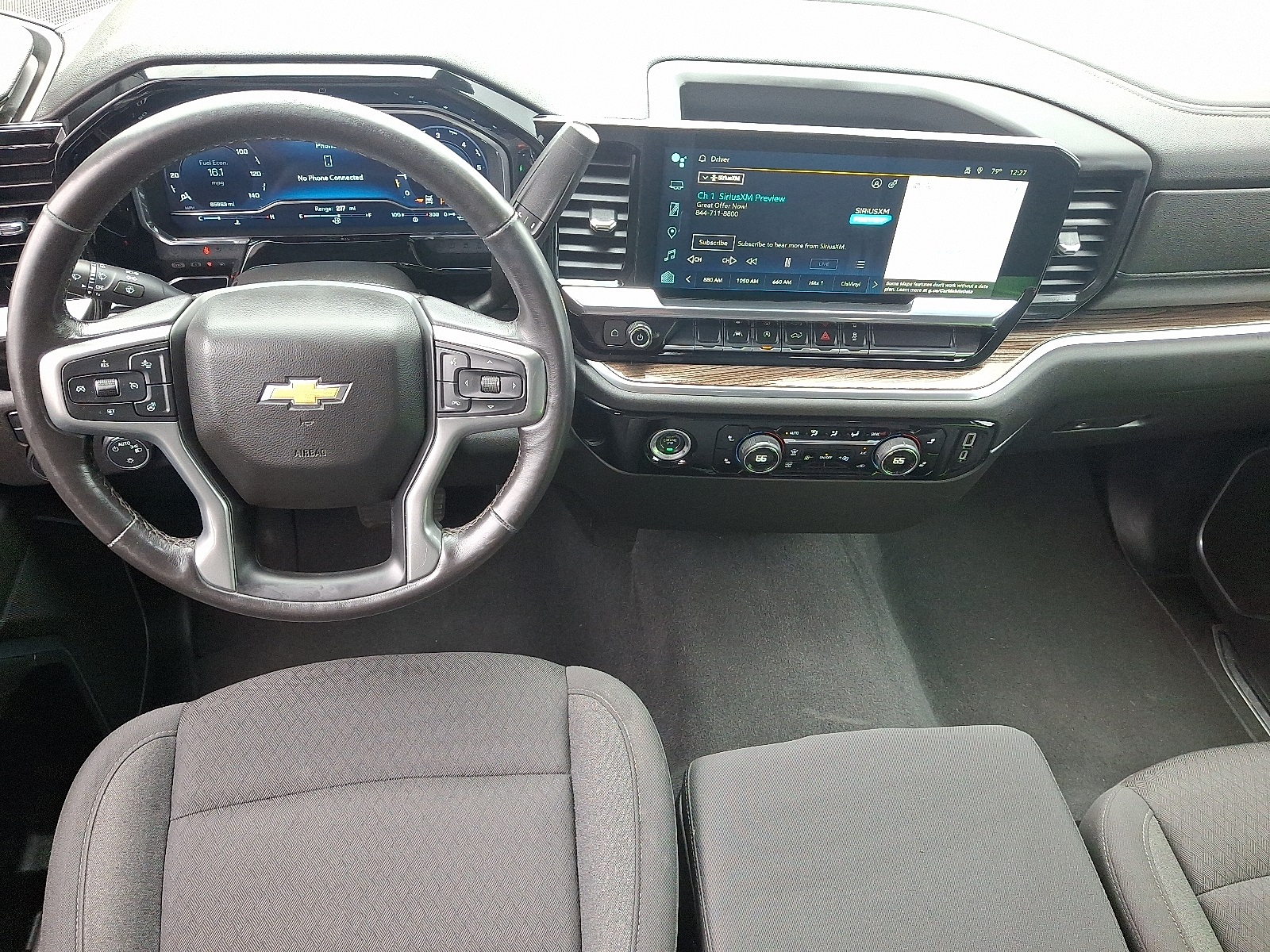 2022 Chevrolet Silverado 1500 LT photo 11