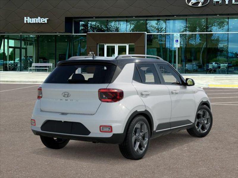 2026 Hyundai Venue SEL photo 2