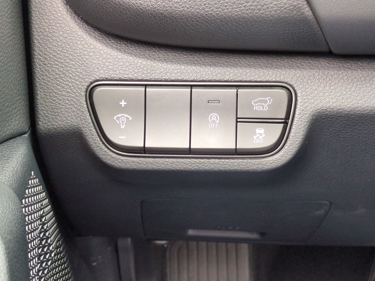2026 Kia Seltos EX photo 10