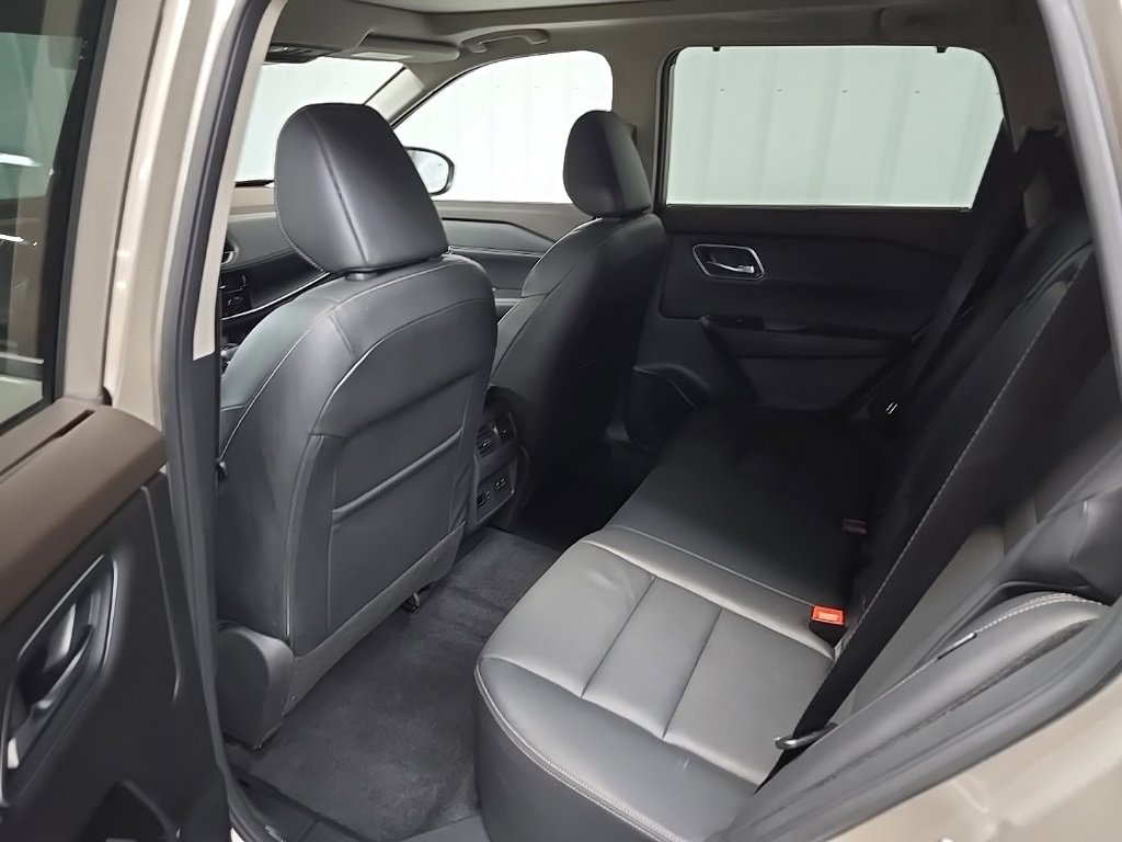2021 Nissan Rogue SL photo 31