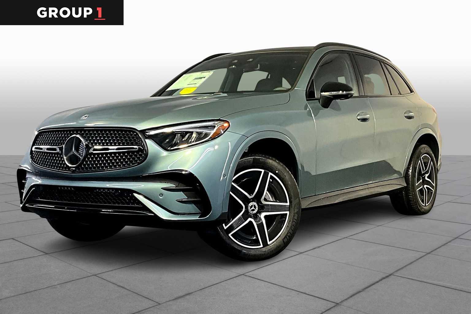 2026 Mercedes-Benz GLC Base's photo