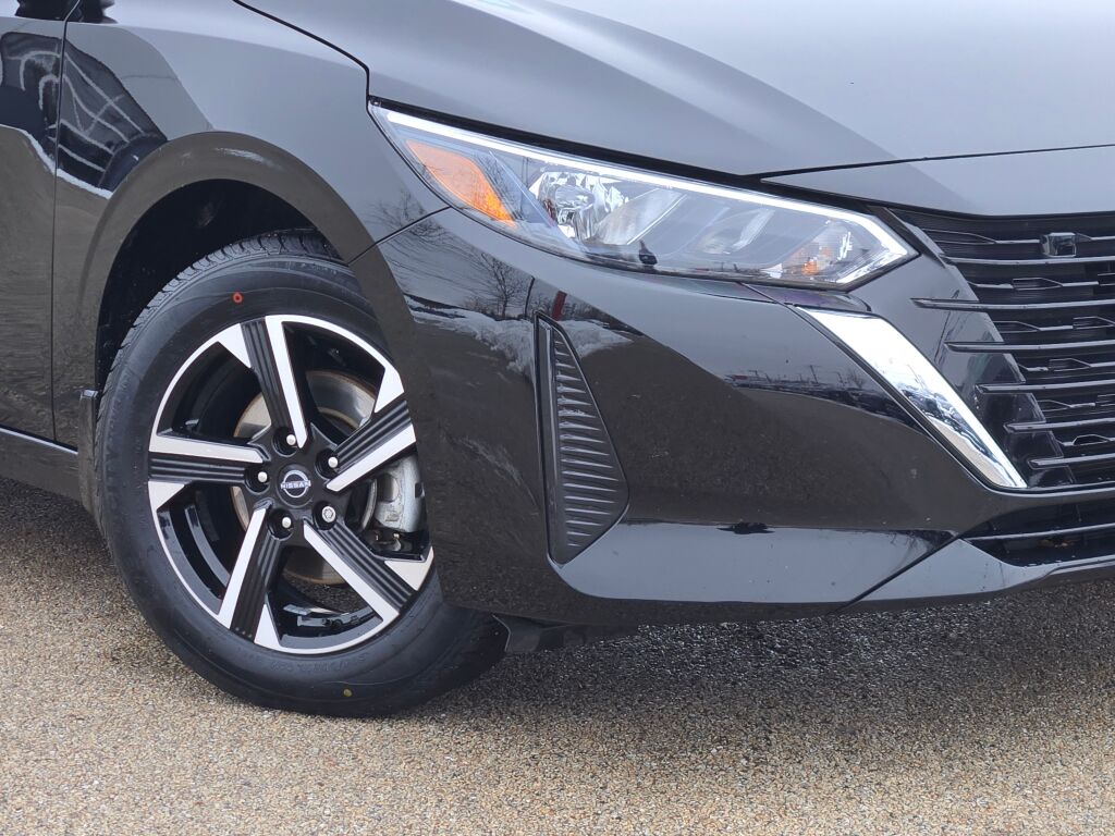 2024 Nissan Sentra SV photo 2