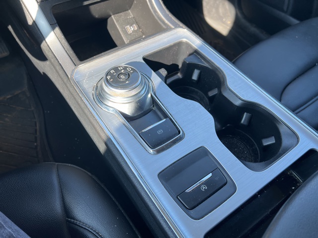 2022 Ford Edge SEL photo 19