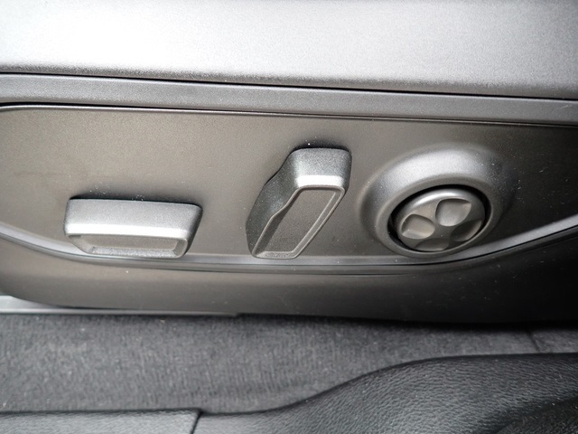 2025 Jeep Grand Cherokee Limited photo 15