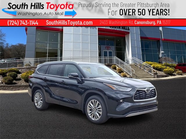 2025 Toyota Highlander Platinum's photo