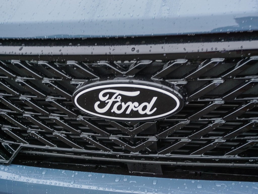 2025 Ford Maverick XLT photo 3