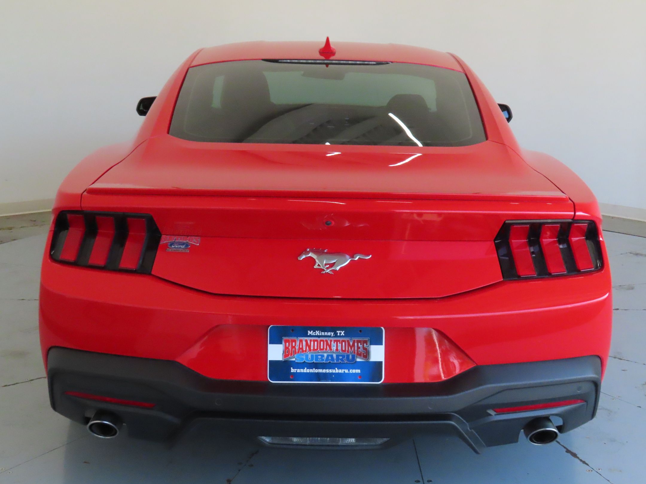 2024 Ford Mustang EcoBoost Premium photo 4