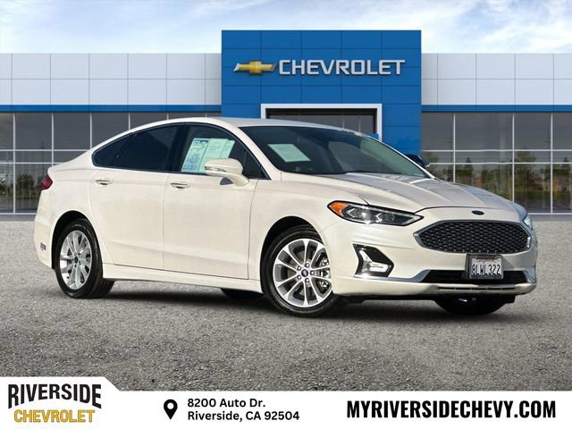 2019 Ford Fusion Energi Titanium's photo