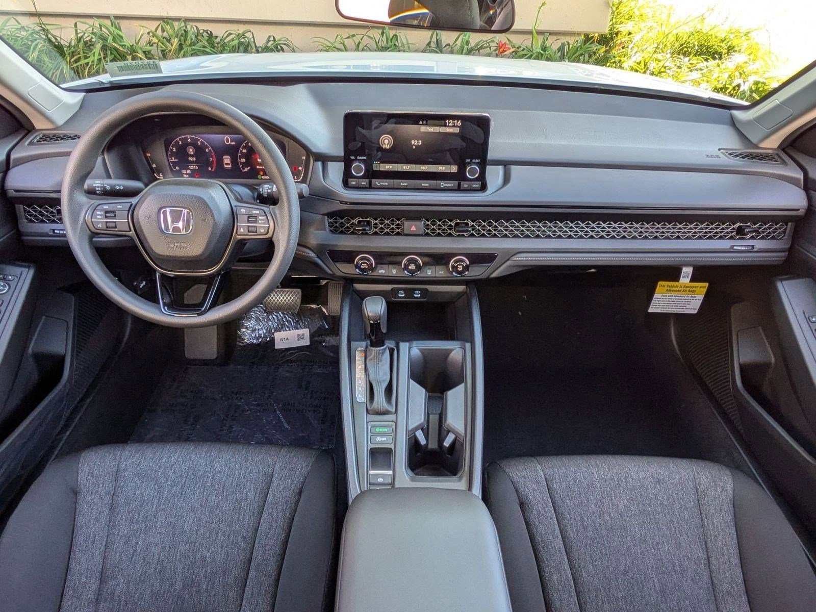2025 Honda Accord 1.5T LX photo 13