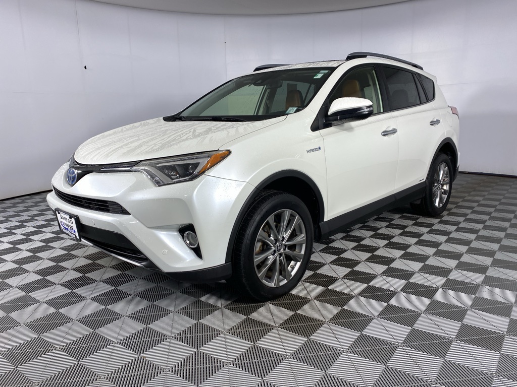 2017 Toyota RAV4 Hybrid Limited photo 3