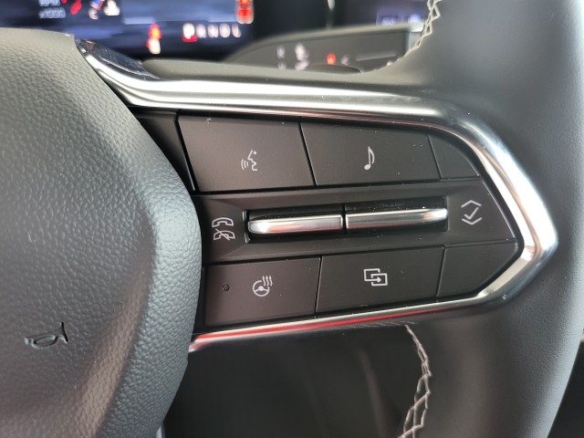 2025 Chevrolet Traverse photo 26