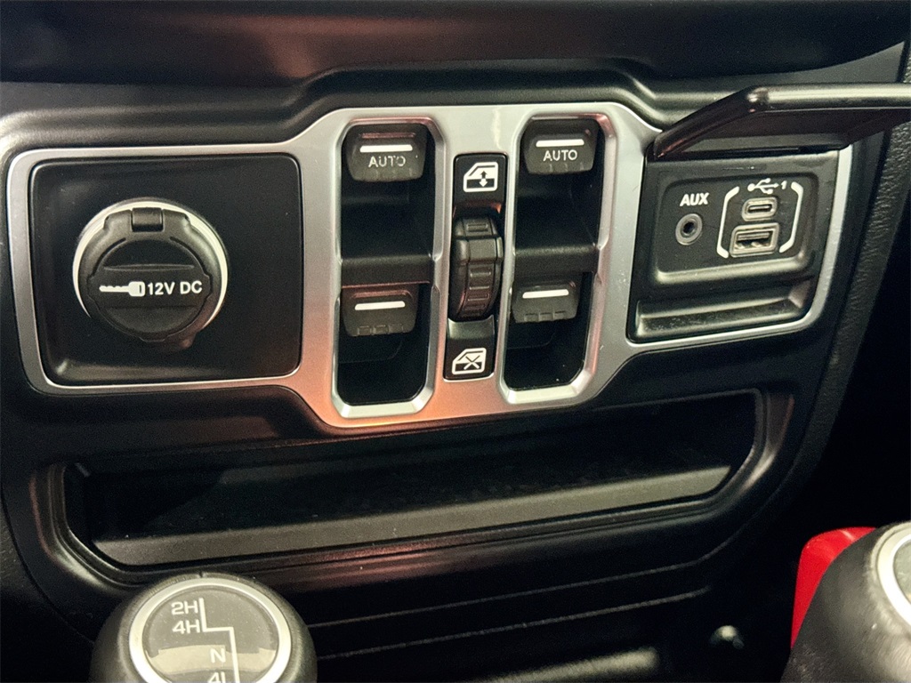 2019 Jeep Wrangler Unlimited Sahara photo 34