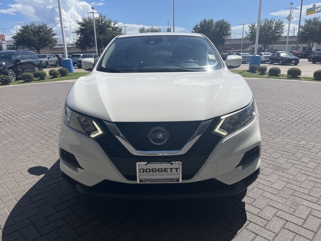 2020 Nissan Rogue Sport S photo 2