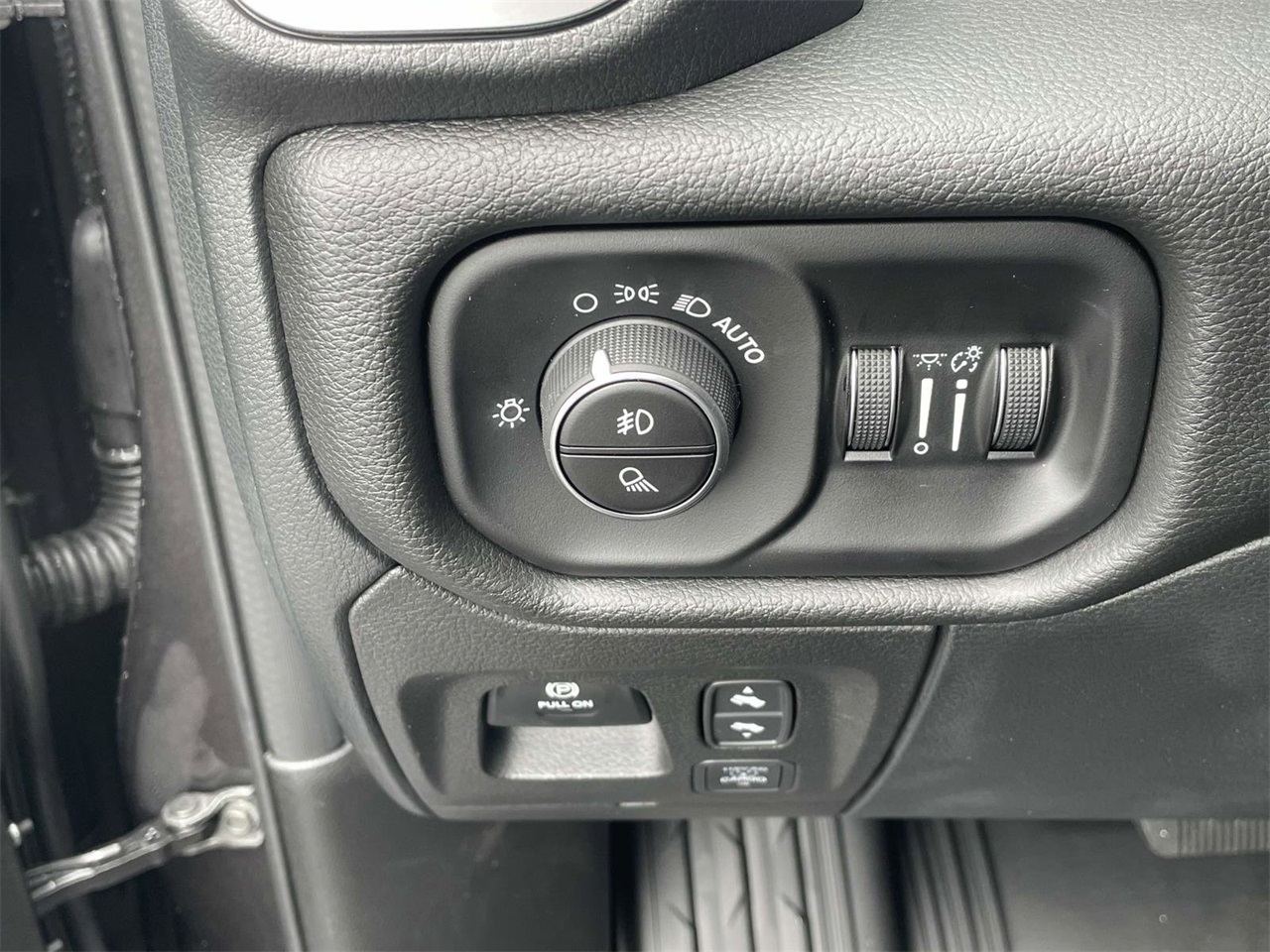 2026 Ram 1500 Laramie photo 11
