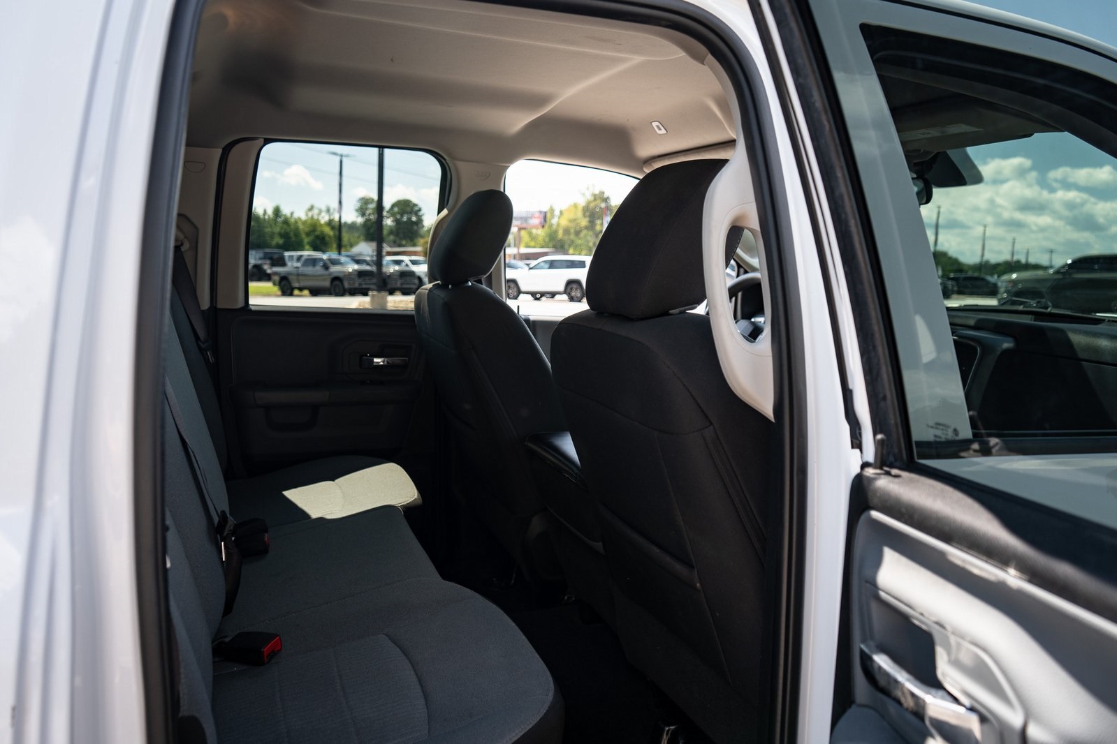 2024 Ram 1500 Classic SLT photo 20