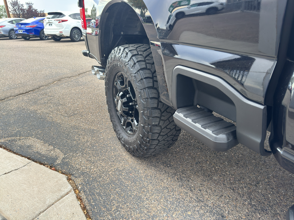 2024 Ford F-250 XLT photo 8