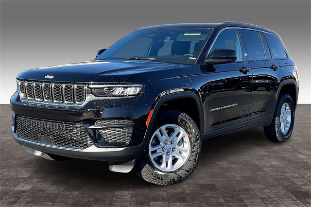 2025 Jeep Grand Cherokee Laredo's photo